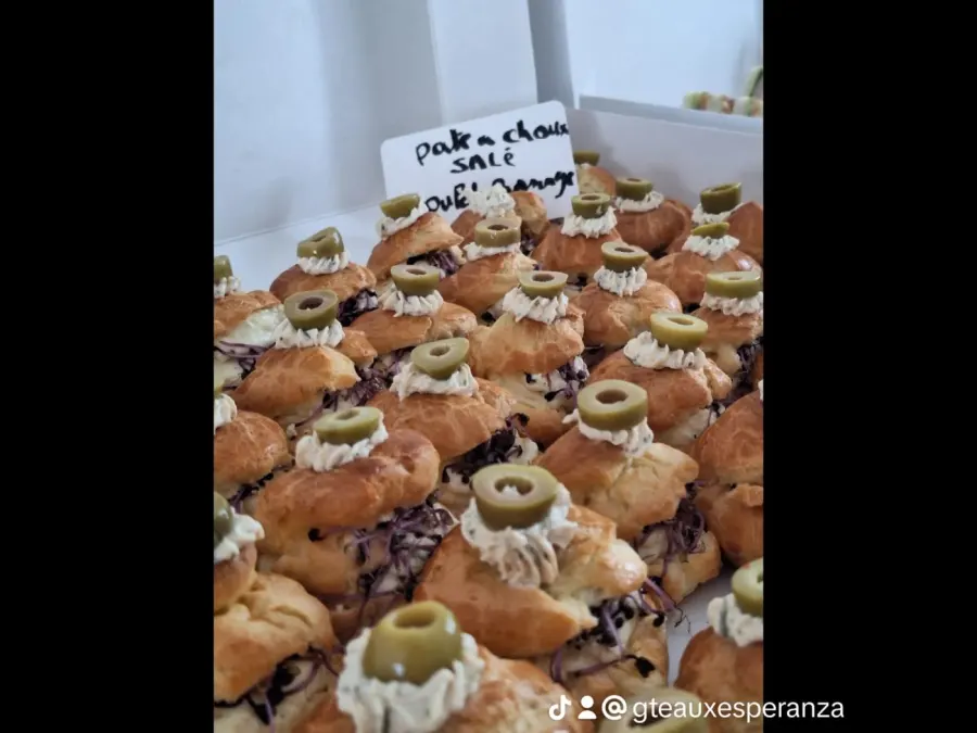 Assortiment traiteur salé pour fête de famille