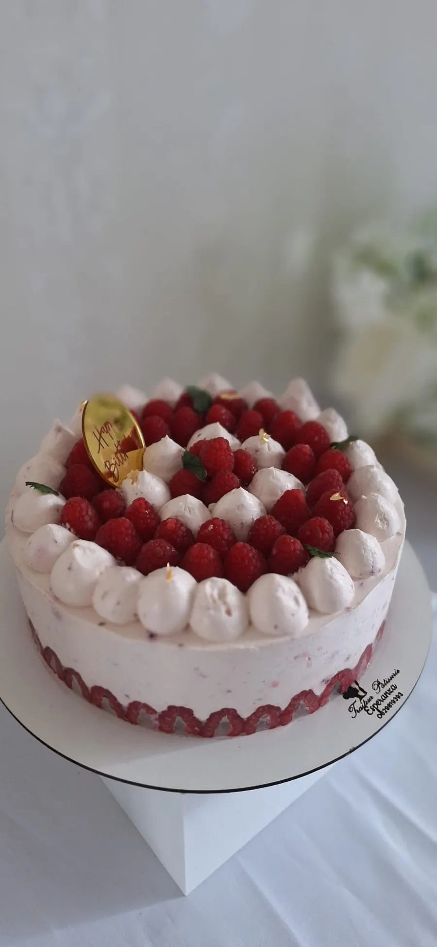 Gâteau festif réalisé sur commande par Esperanza
